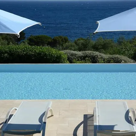 Les 3 Iles * Ла Круа-Вальме