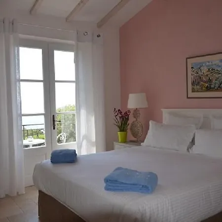 Panzió Les 3 Iles *