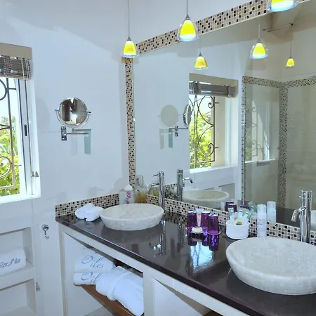 Les 3 Iles * Ла Круа-Вальме