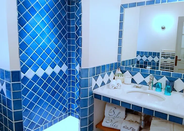 فندق مبيت وإفطار Les 3 Iles لا كروا فالميه